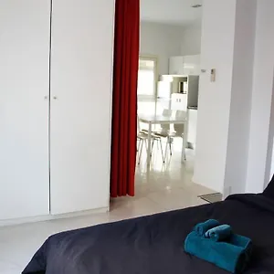 Apartamento Cosy / Literally At The Foot Of Alhambra, Granada